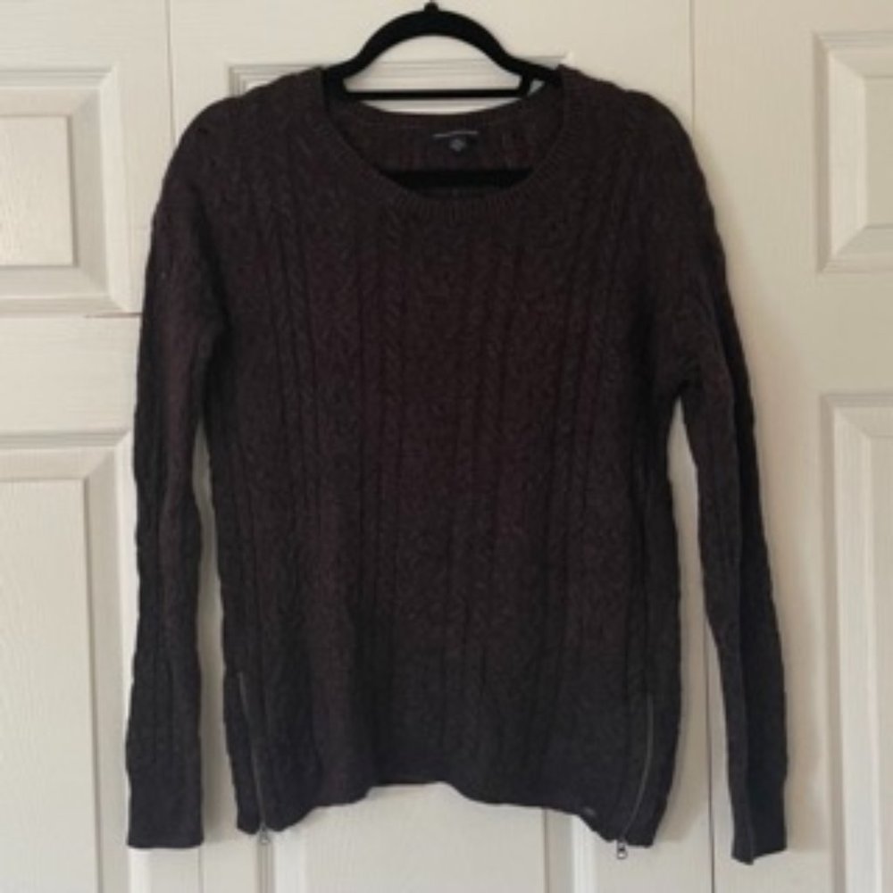 American Eagle Women's Dark Purple Knit/Woven Crewneck Sweater (Women's Size L)